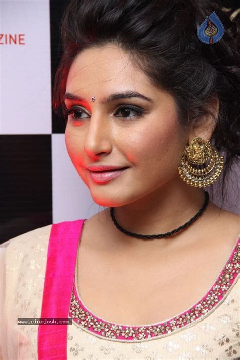 Ragini Dwivedi Hot Stills Photo Of