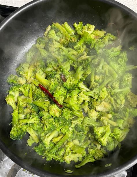 How To Cook Baby Broccoli Broccoletti Sauteed Frozen Florets