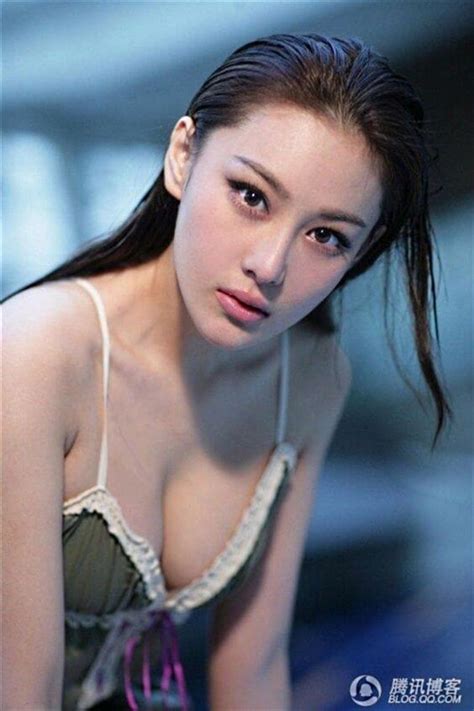 50 Hot Zhang Xinyu Photos 12thBlog
