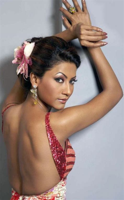 Gauhar Khan Hot Pic Gauhar Khan Photos Fanphobia Celebrities Database