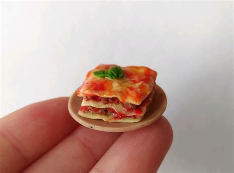 Еда для кукол. Миниатюрная лазанья. Кукольная мини еда в интернет ...