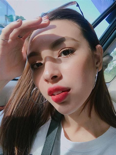 Nhỏ xinh nhưng lợi hại đây là món phụ kiện nâng tầm phong cách đang được các hot girl Việt diện