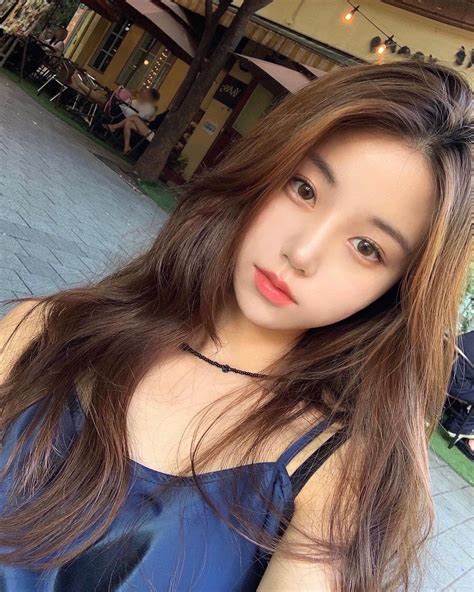 Lovely Babe R Realasians