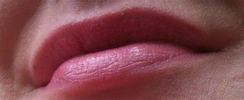 Give Me Polish More L Oreal Rouge Caresse Lipstick Swatches 03 Lovely Rose 501 Nude Ingenue