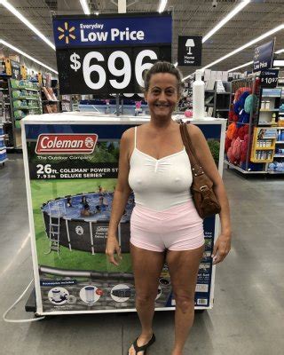 Leslie Walmart Posing Cellulite Saggy Tits Long Nipples Pt Porno Bilder Sex Fotos XXX Bilder