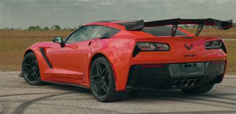 1,000-HP Hennessey C7 Corvette ZR1 Brings The Noise: Video