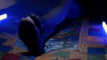 Perfect Toes Peeking Through Sexy Fishnets Xvideos