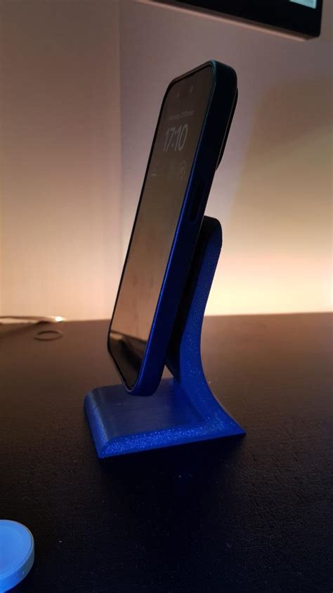 MagSafe Phone Holder by degecko | Download free STL model | Printables.com