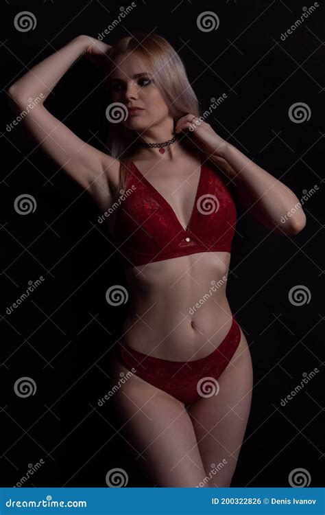 Curvy Woman In Red Underwear Slender Beautiful Girl In Luxury Lingerie With A Sporty Figure