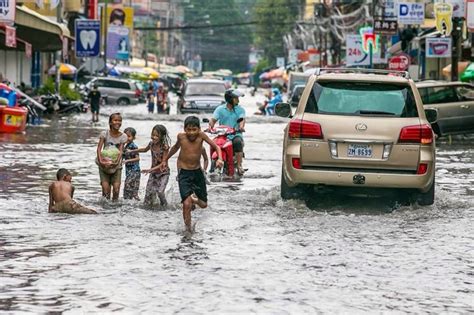 Rainy Season — It’s all in your attitude! | Cambodian Moments