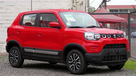 keunggulan mobil  xl hybrid suzuki indonesia