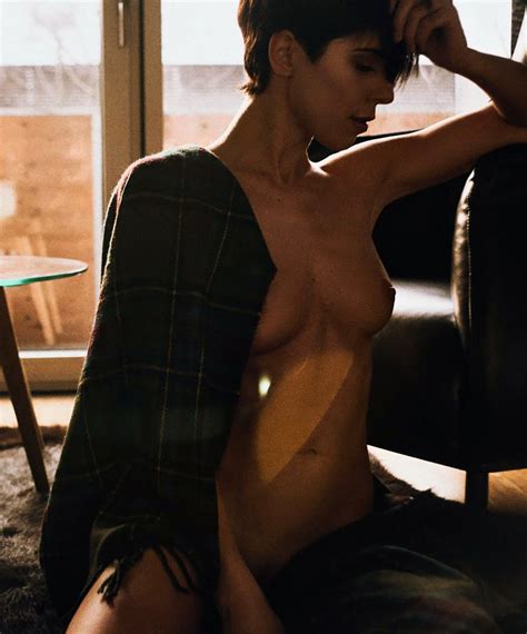 Naked Franzi Skamet Added 07 19 2016 By KA