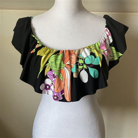Trina Turk Floral Ruffle Bikini Top Size New Depop
