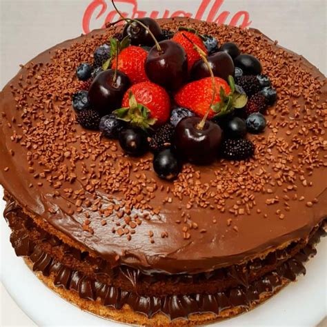 Naked Cake e Red Velvet Vila Mariana Ateliê Lilian Carvalho