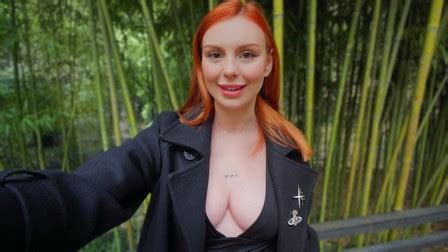 A Blogger Fucks The First Person She Meets And Will Shoot It On Camera Free Sex Video RedTube