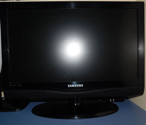 Телевизор Samsung (диагональ 54 см)!