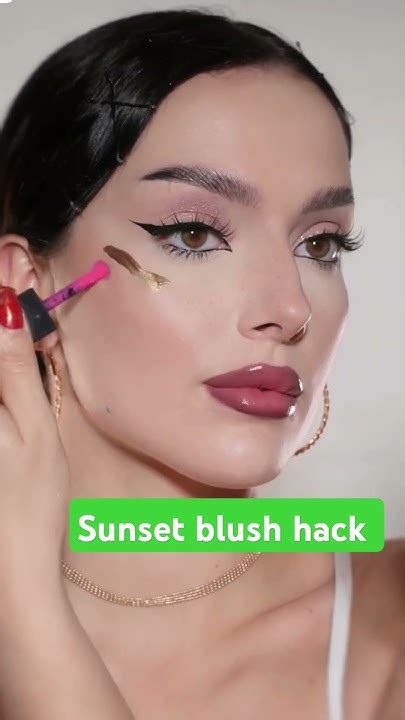 Sunset Blush Hack 😱🤯🤯 Makeuphacks Makeup Skincareroutine Blush