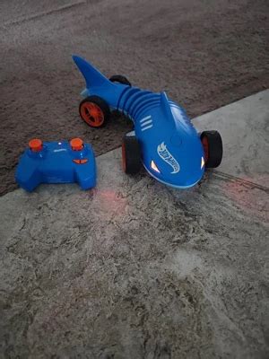 Hot Wheels Rc Mutant Machine Target