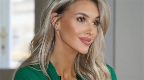 Sosyal Medya Fenomeni Veronika Rajek G Ne Lenirken Bikini Izi Kalmamas I In Ekilden Ekle