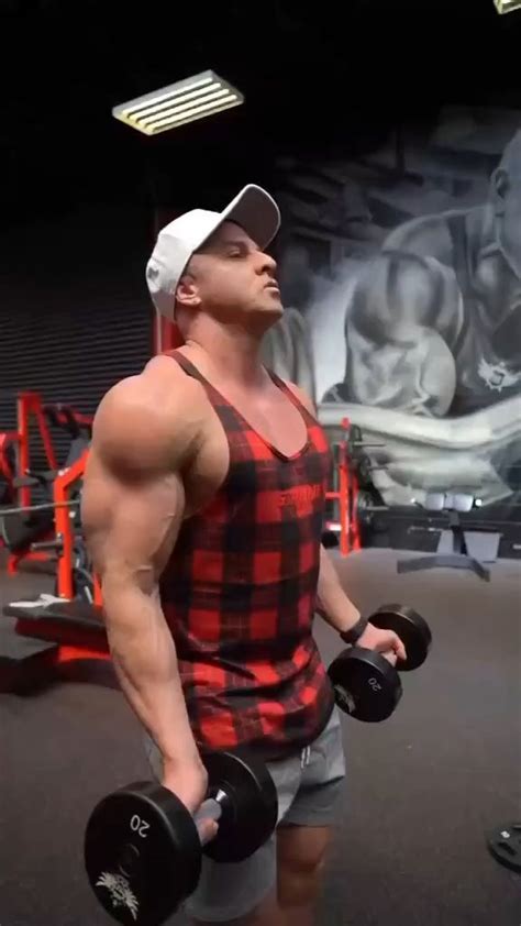 If You Want Bigger Biceps Peak Charge Your Body With Fitness Tips