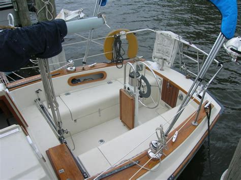 1982 Pearson Pearson 32 Sailboat For Sale In Michigan
