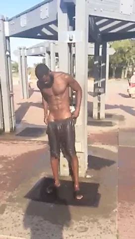 Str8 Freeballing In Beach Shower Gay Man Porn XHamster