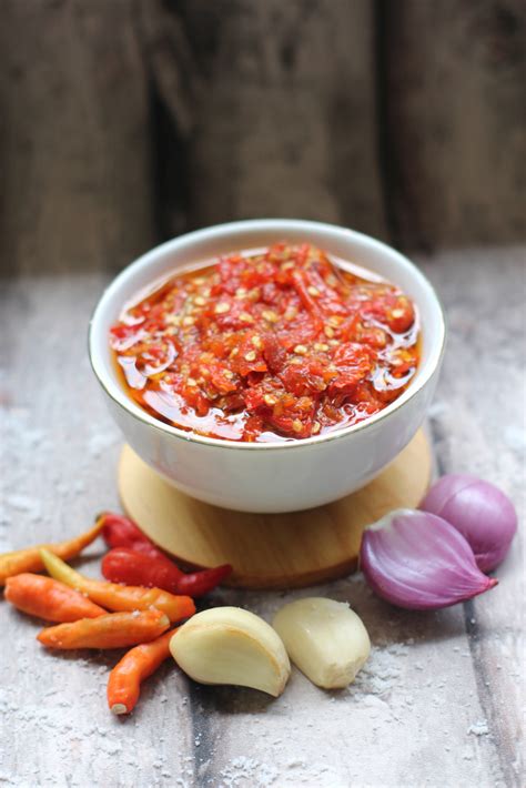 Mau Yang Pedas Pedas Berikut Resep Sambel Geprek Bawang