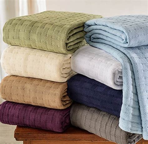 Best Summer Blankets To Cool You Way Down On A Hot Sticky Night YourTango