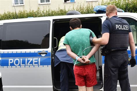 925 illegale Migranten im März Bundespolizei verzeichnet Anstieg in