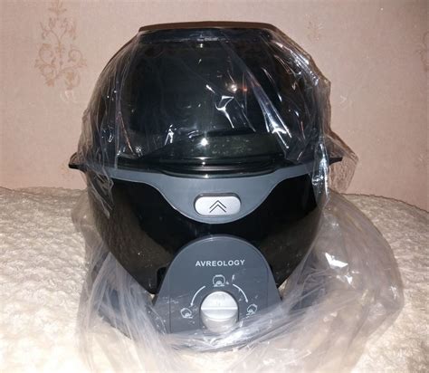 Продаю новый мультиповар мультиварку avreology