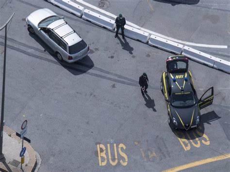 Autostrade Arrestati L Ex Ad Castellucci E Altri Top Manager Le