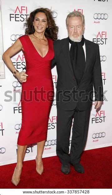 Hot Sexy Giannina Facio Bikini Pics