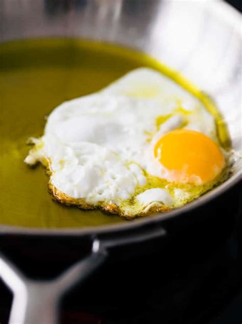 Cooking Eggs In Olive Oil Fried Or Scrambled Cotter Crunch