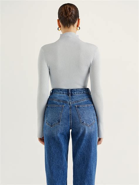 Трикотажная водолазка в рубчик 2359327815-98 - купить в интернет ...