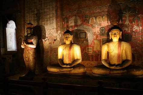 Buddha statues in Dambulla Cave Temple by res2000 on DeviantArt