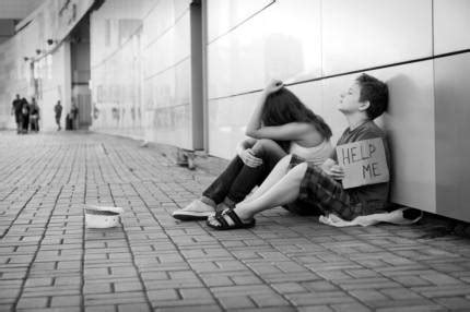 Omosessualit E Religione Ragazzi Cacciati Di Casa Perch Gay