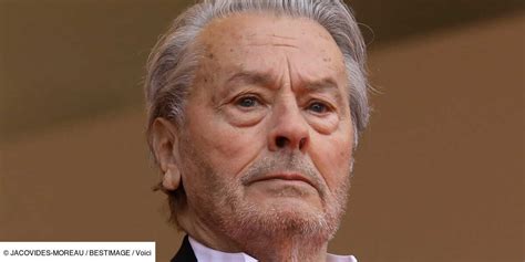 Alain Delon L Acteur Plac Sous Curatelle Renforc E Par La