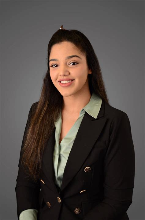 Sarah Khan, MHC-LP - Eclectic Psychotherapy Group