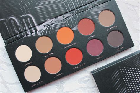 Zoeva Matte Eyeshadow Palette (+Swatches) | Hannah Heartss