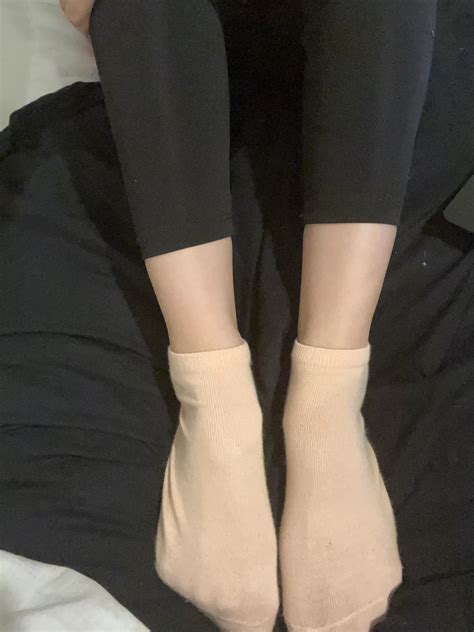 First Post Nudes Girlsinanklesocks Nude Pics Org