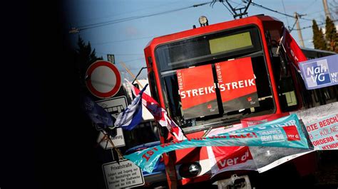 Wieder KVB Streik in Köln Welche Busse und Bahnen fallen aus