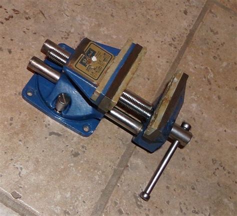 Rare Vintage Record Bench Vise No2075 Reversible 3 ½ Jaws Swivel Base