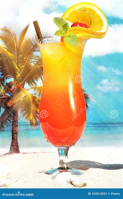 Sex On The Beach Cocktail On Beach Background Stock Image Image Of Juicy Caribbean