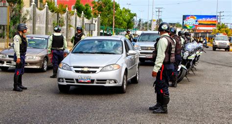 Magglio Ordóñez Alcalde Del Municipio Sotillo Policía Municipal De