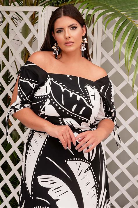 Vestido Plus Size Longo Estampado Preto Vk Moda Plus Size