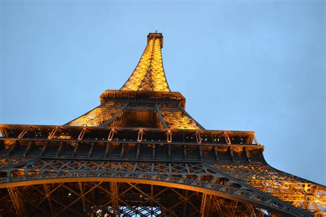 bezplatna snimka noshh aifelovata kula pariz franciia vecer