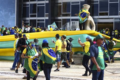 Brasil El Supremo De Brasil Libera A Otros 130 Sospechosos De Los