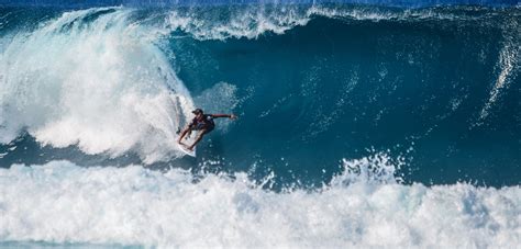 Surfing in Hawaii - ePace Technologies