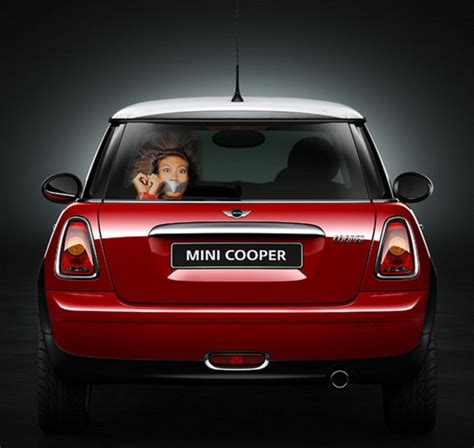 Наклейка на стекло машины