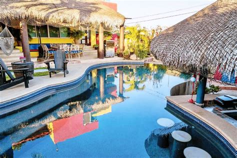 Cabo San Lucas Vacation Rentals & House Rentals from $57 | HomeToGo